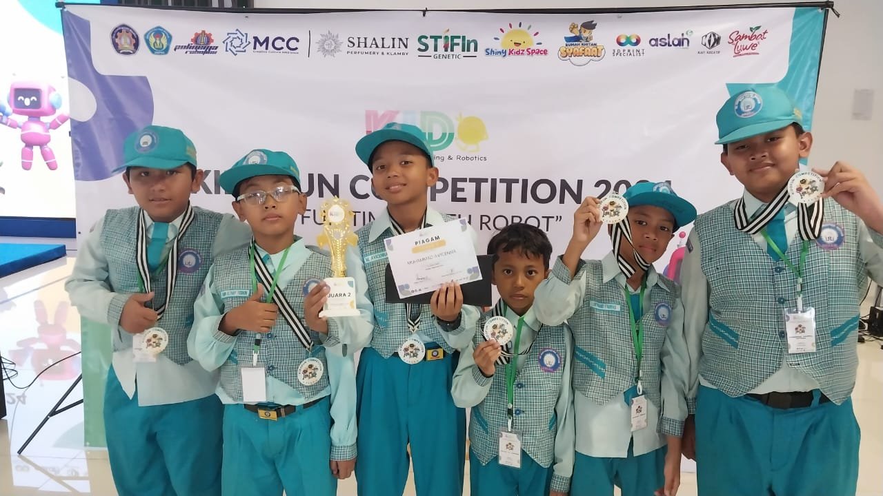 JUARA CODING SEDUNIA
